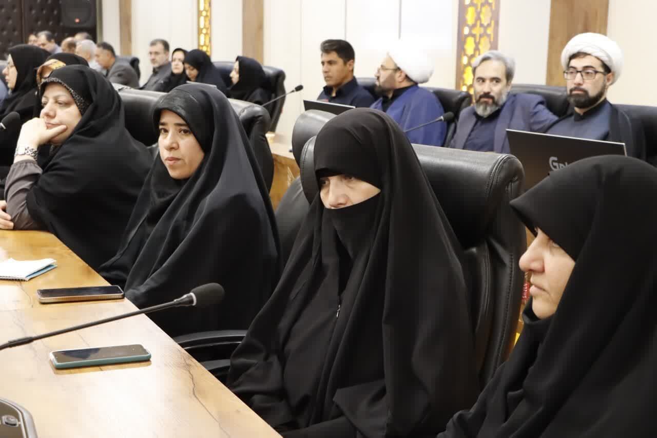 رحیمپور ازغدی: در جنگ ۱۲ روزه دنیا مقابل ما بود؛ آمریکا و اسرائیل را کتک زدیم رحیمپور ازغدی: در جنگ ۱۲ روزه دنیا مقابل ما بود؛ آمریکا و اسرائیل را کتک زدیم