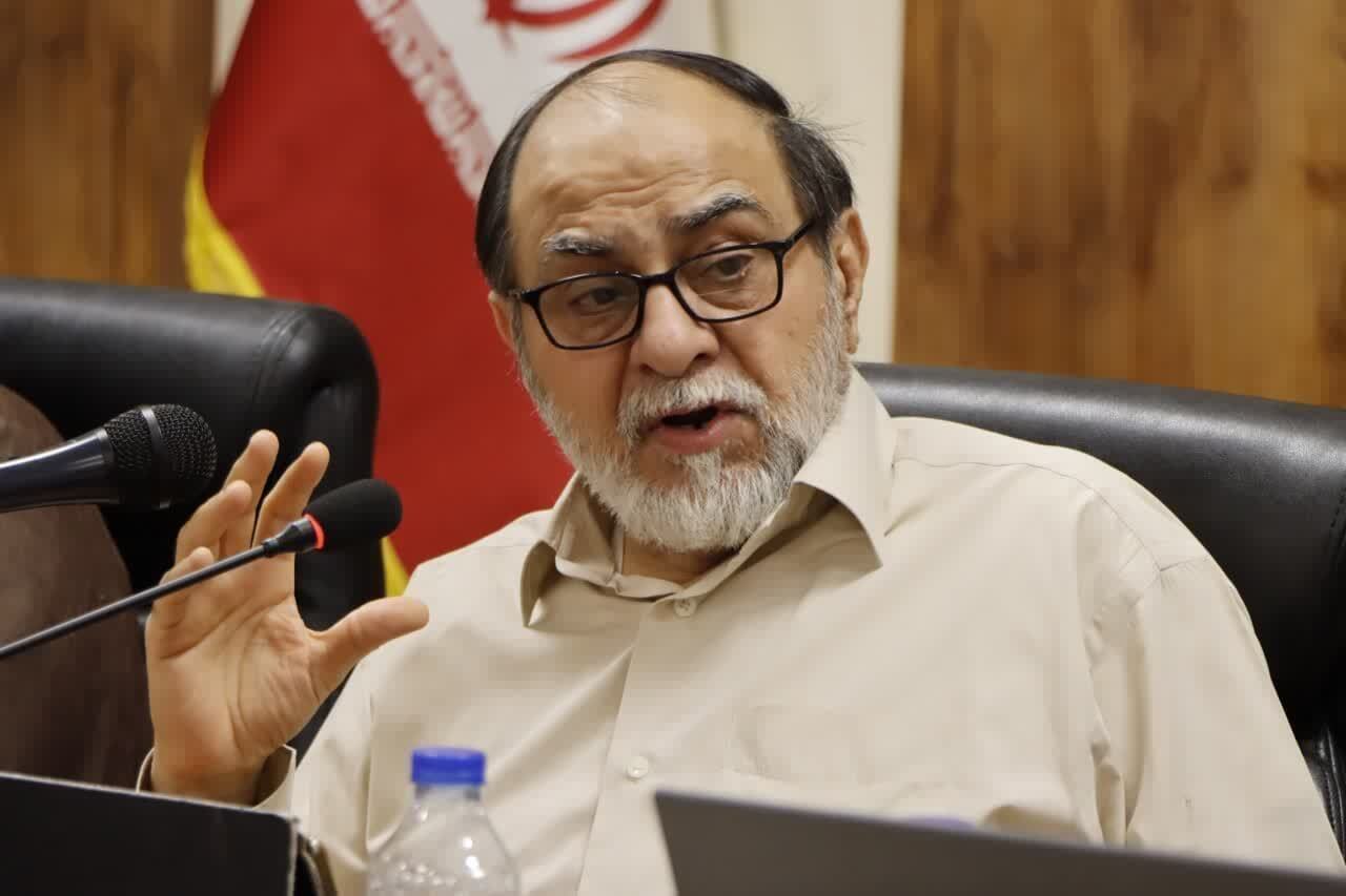 رحیمپور ازغدی: در جنگ ۱۲ روزه دنیا مقابل ما بود؛ آمریکا و اسرائیل را کتک زدیم رحیمپور ازغدی: در جنگ ۱۲ روزه دنیا مقابل ما بود؛ آمریکا و اسرائیل را کتک زدیم