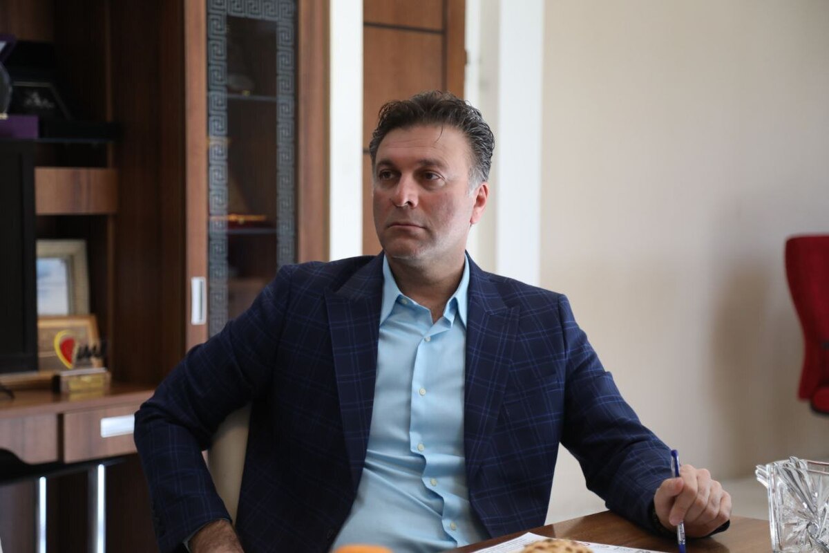 مظفریزاده در تراکتور ماندنی شد