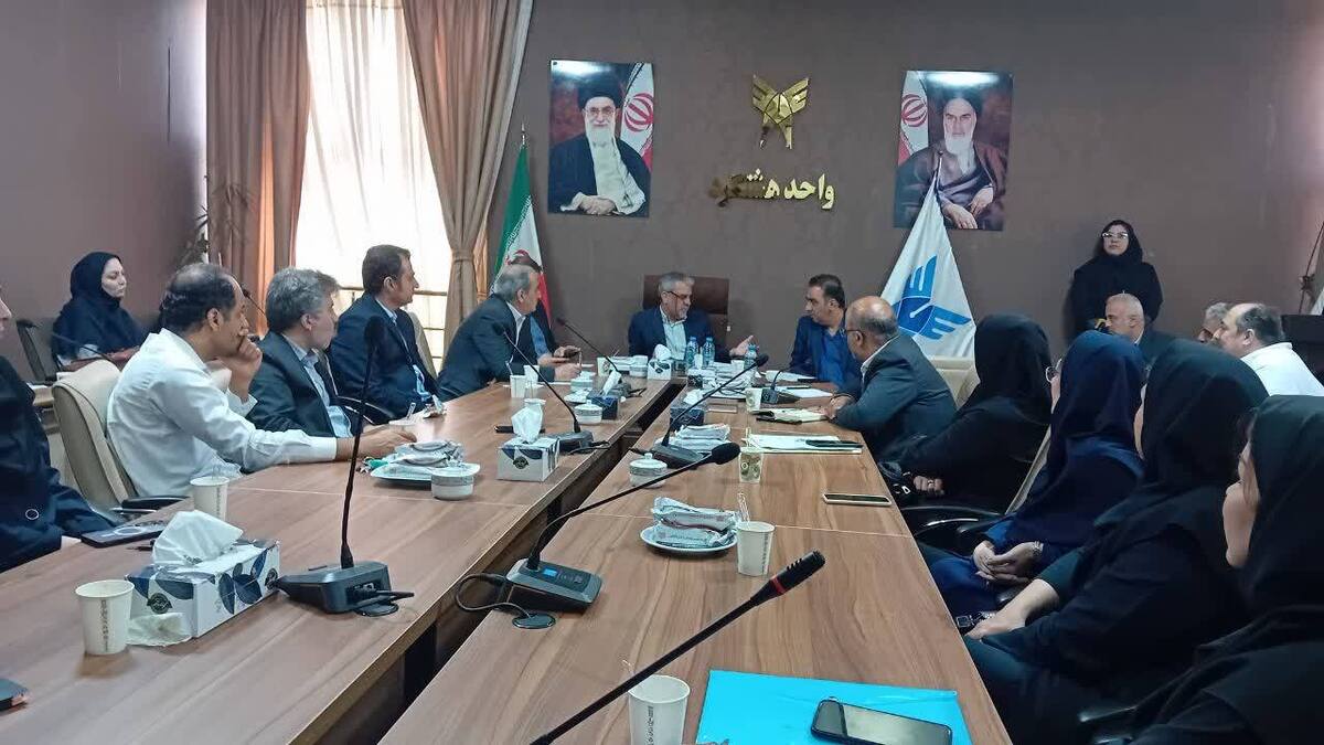 دانشگاه آزاد طلایهدار پیشرفت علمی و اقتصادی