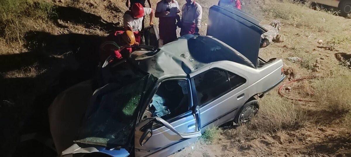 ۲مصدوم و ۳ فوتی در پی واژگونی خودرو پژو ۴۰۵ در جاده ارومیه مهاباد