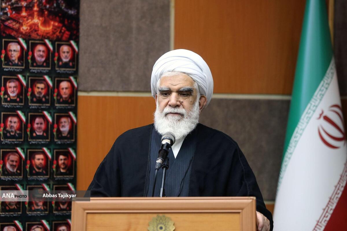 مقاومت مردم در جنگ ۱۲ روزه مصداق «هیهات من الذله» بود