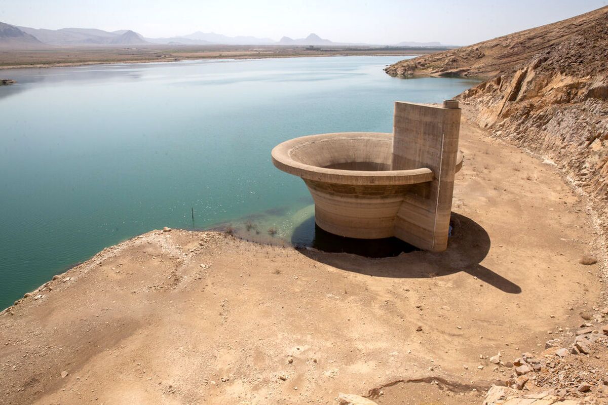 کاهش ۴۰ درصدی بارندگی؛ تهران در آستانه کمبود جدی آب شناسایی راهکارهای مقابله با بحران آب