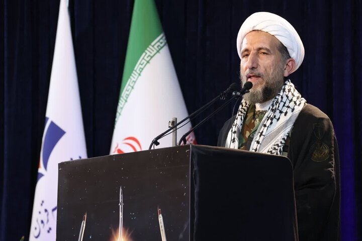 هشدار ائمه جمعه کشور به مسئولان؛ فریب لبخندهای دیپلماتیک را نخورید هشدار ائمه جمعه کشور به مسئولان؛ فریب لبخندهای دیپلماتیک را نخورید