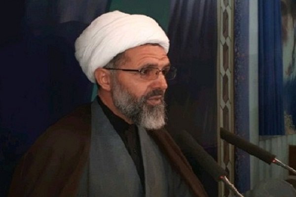 هشدار ائمه جمعه کشور به مسئولان؛ فریب لبخندهای دیپلماتیک را نخورید هشدار ائمه جمعه کشور به مسئولان؛ فریب لبخندهای دیپلماتیک را نخورید