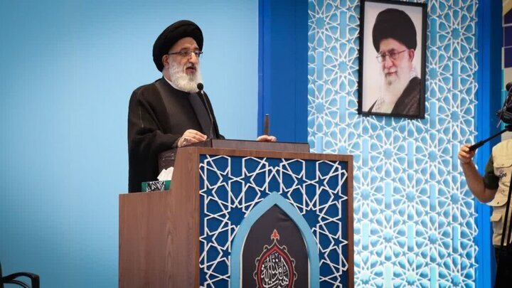 هشدار ائمه جمعه کشور به مسئولان؛ فریب لبخندهای دیپلماتیک را نخورید هشدار ائمه جمعه کشور به مسئولان؛ فریب لبخندهای دیپلماتیک را نخورید