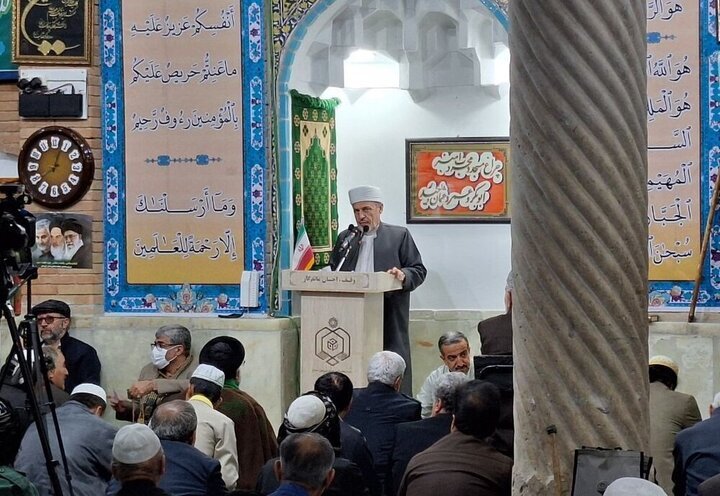 هشدار ائمه جمعه کشور به مسئولان؛ فریب لبخندهای دیپلماتیک را نخورید هشدار ائمه جمعه کشور به مسئولان؛ فریب لبخندهای دیپلماتیک را نخورید