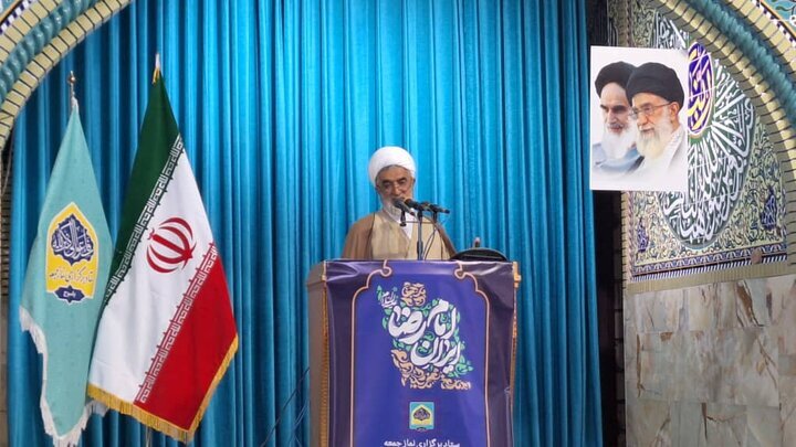 هشدار ائمه جمعه کشور به مسئولان؛ فریب لبخندهای دیپلماتیک را نخورید هشدار ائمه جمعه کشور به مسئولان؛ فریب لبخندهای دیپلماتیک را نخورید