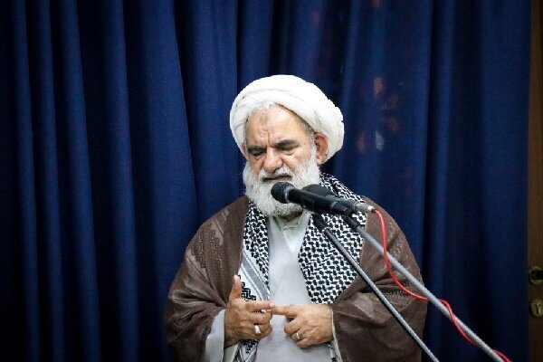 هشدار ائمه جمعه کشور به مسئولان؛ فریب لبخندهای دیپلماتیک را نخورید هشدار ائمه جمعه کشور به مسئولان؛ فریب لبخندهای دیپلماتیک را نخورید