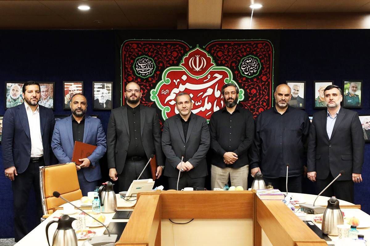آیین تکریم و معارفه رییس سازمان فرهنگی هنری برگزار شد