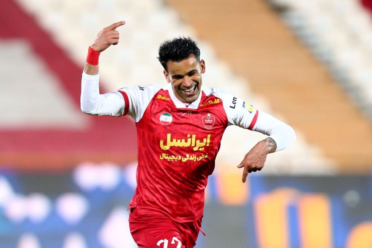 ساپینتو خواستار جذب مهاجم سابق پرسپولیس شد