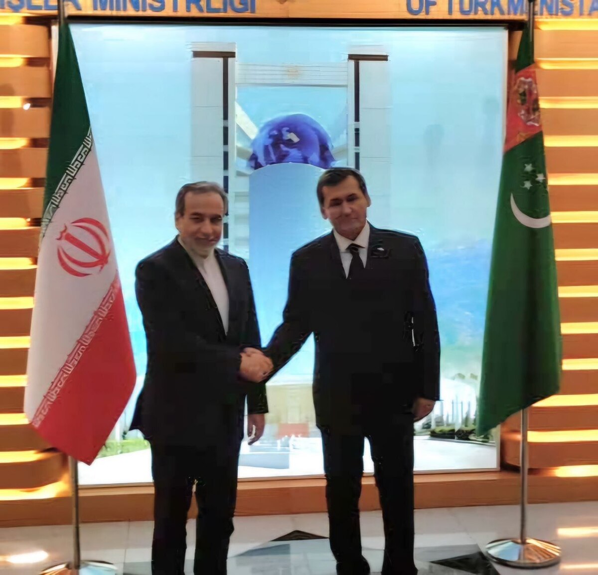 وزیر امور خارجه ایران در عشقآباد: حمله موشکی پاسخ به تجاوز آشکار آمریکا بود ترکمنستان بر بیطرفی و مخالفت با زورگویی تأکید کرد