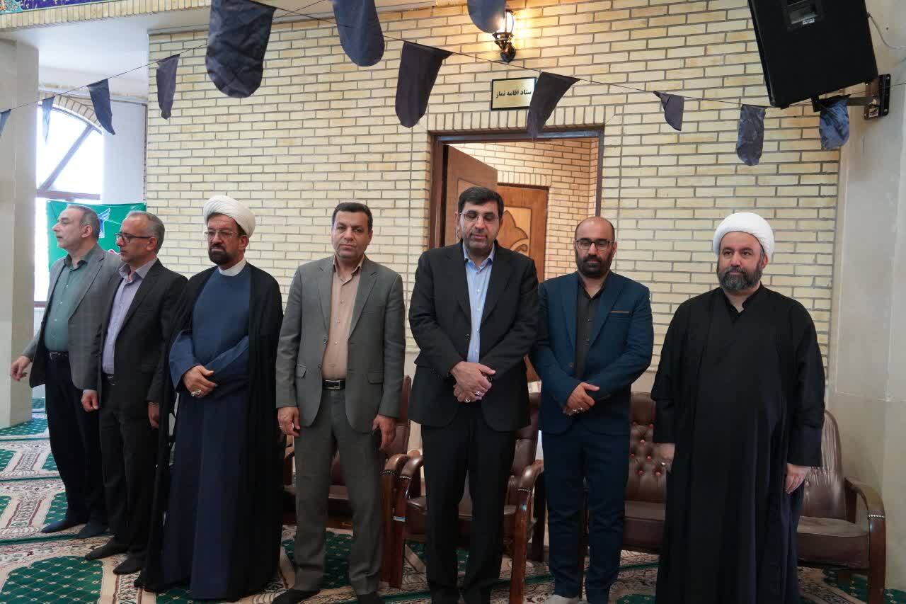 آیتالله موحد به سختکوشی، استقامت و عمل به وظیفه شهره بود آیتالله موحد به سختکوشی، استقامت و عمل به وظیفه شهره بود