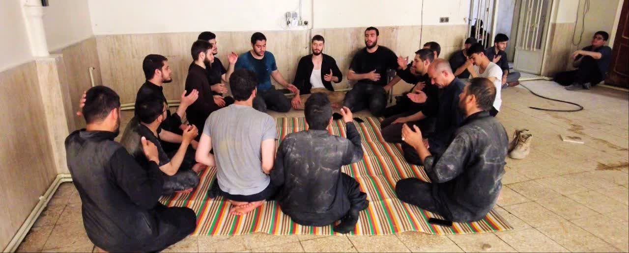 روایت یک حضور بیادعا در قلب تهران موشک خورده/ از منبر تا معبر آوار؛ روایت طلابی که در تهران رویت شدند/ جایی که موشک افتاد «ایمان» سبز شد روایت یک حضور بیادعا در قلب تهران موشک خورده/ از منبر تا معبر آوار؛ روایت طلابی که در تهران رویت شدند/ جایی که موشک افتاد «ایمان» سبز شد