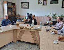 ایران با اتحاد ملی از بحرانها عبور میکند