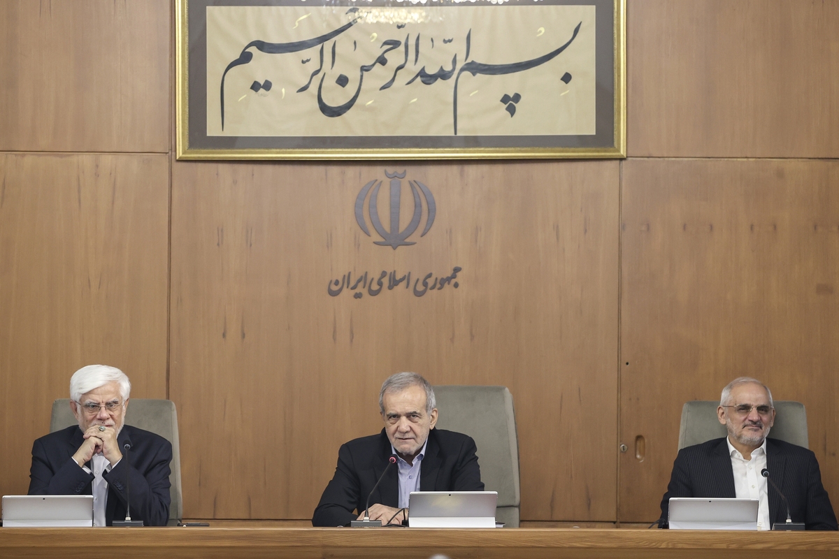 پزشکیان: جنگ و همدلی فرصتی برای تغییر در نگاه و رفتار مسئولان است