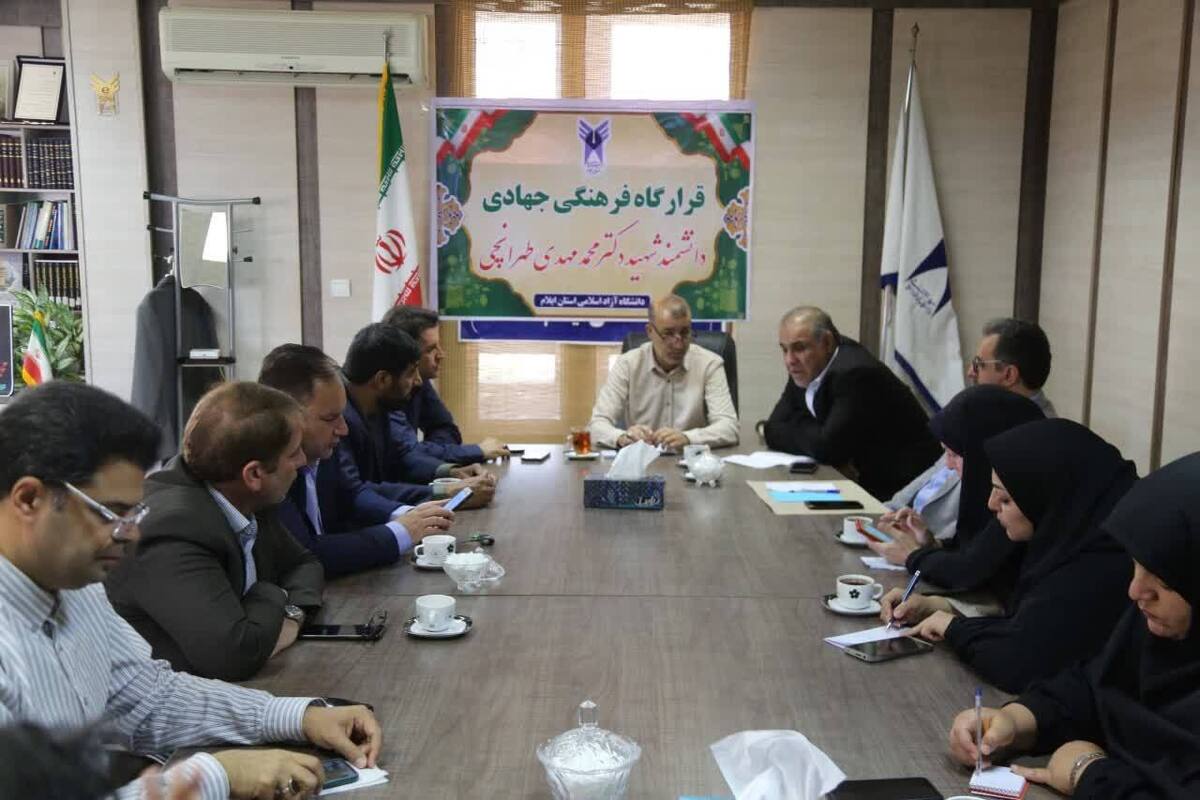مدیریت تحولی شهید طهرانچی در تاریخ دانشگاه آزاد بینظیر بود