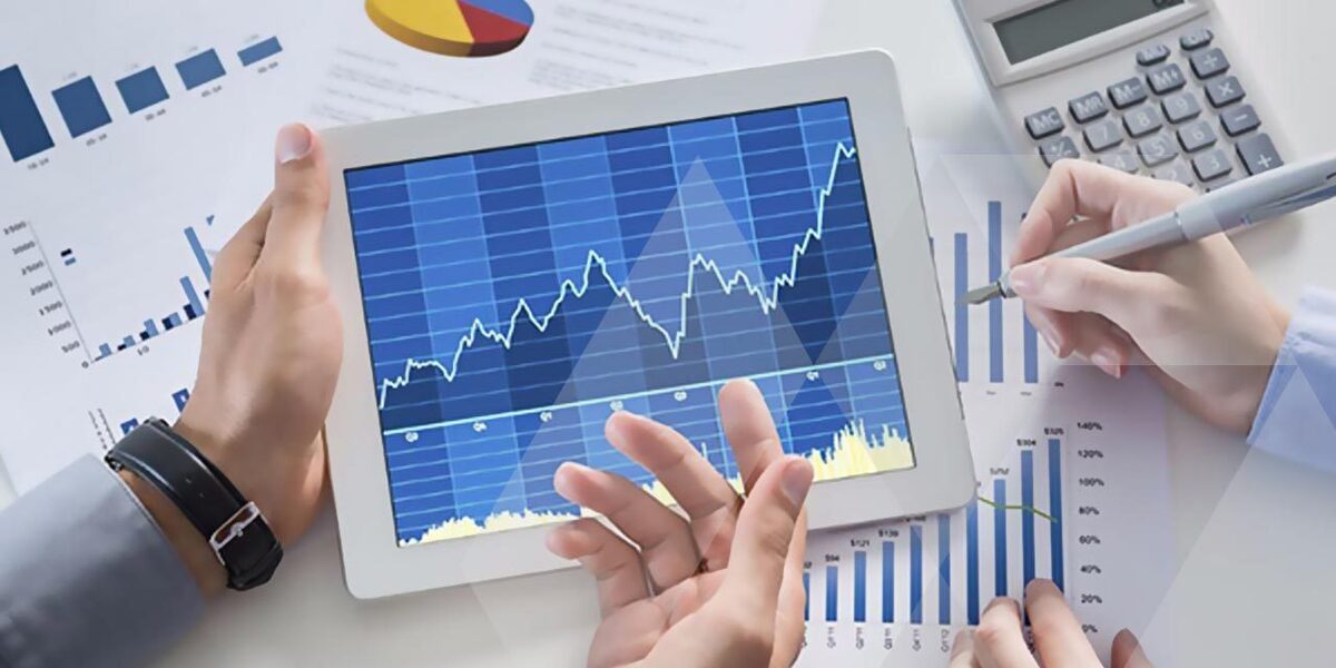 بازار سرمایه در انتظار دخالت جدی بازارگردانها بازار از تنشهای جدید دور میماند