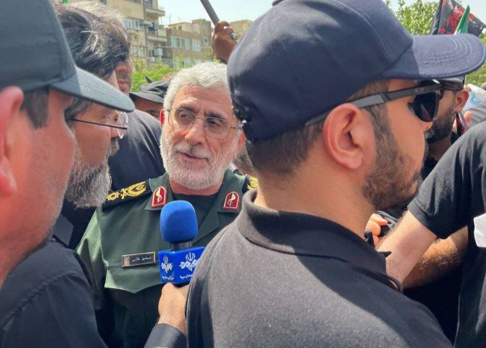 حضور سران قوا و نمایندگان مجلس در بدرقه سرداران و دانشمندان شهید حضور سران قوا و نمایندگان مجلس در بدرقه سرداران و دانشمندان شهید