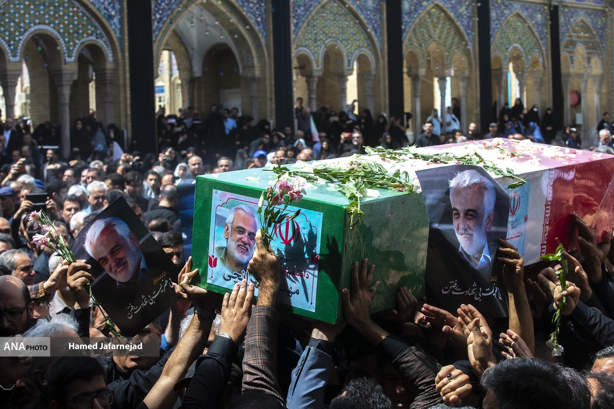 بیعت مردم با عاشورا انتهایی ندارد/ اعتراف یک فرانسوی به قدرت فرهنگ سیدالشهدا(ع)