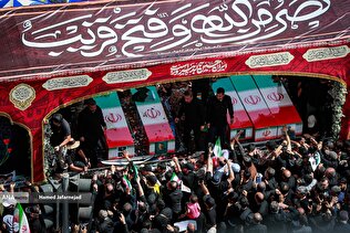 سیلی دردناک ملت ایران به رژیم صهیونیستی با بدرقه باشکوه شهدای اقتدار/ جنگ اقتصادی و روانی دشمنان جلوی وحدت مردم زانو زد+فیلم