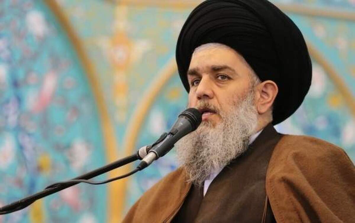 حجت الاسلام والمسلمین مومنی: مطیع امر رهبریم +فیلم