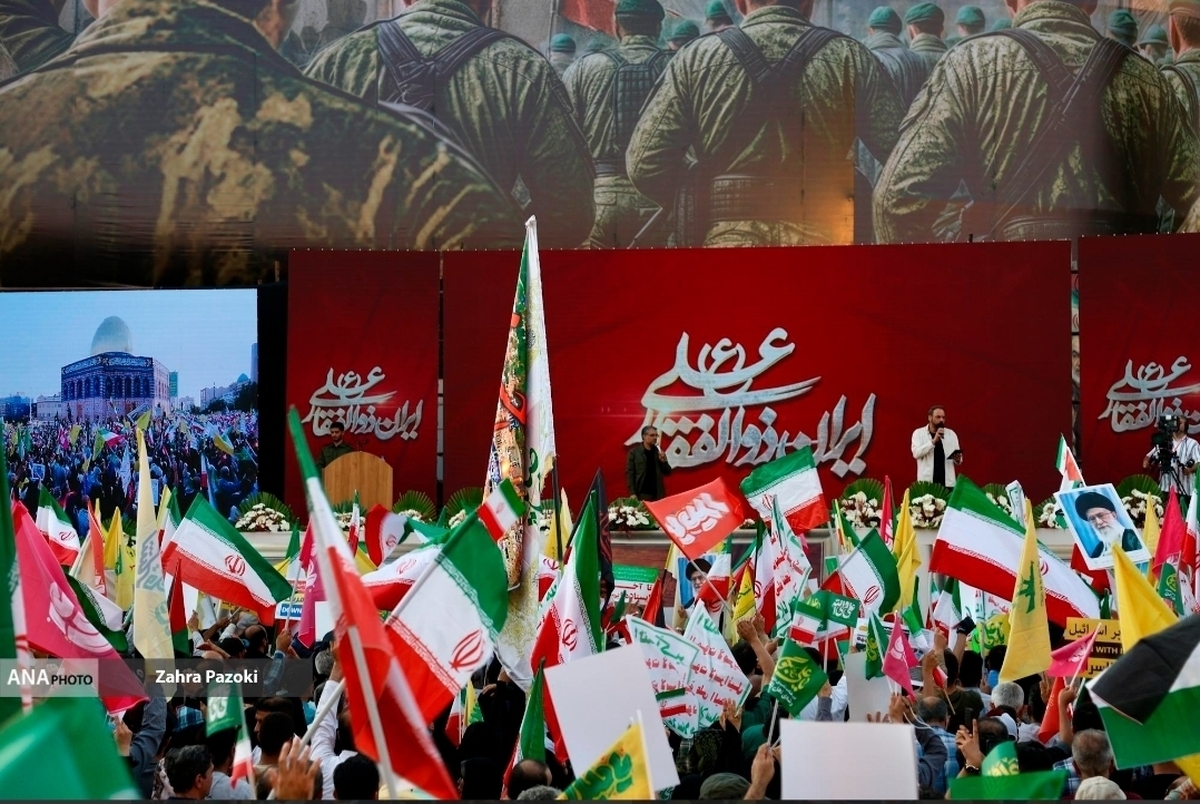 اتحاد ملی در میدان ورزش واکنشهای ماندگار جامعه ورزش ایران در جنگ تحمیلی ۱۲ روزه + تصاویر