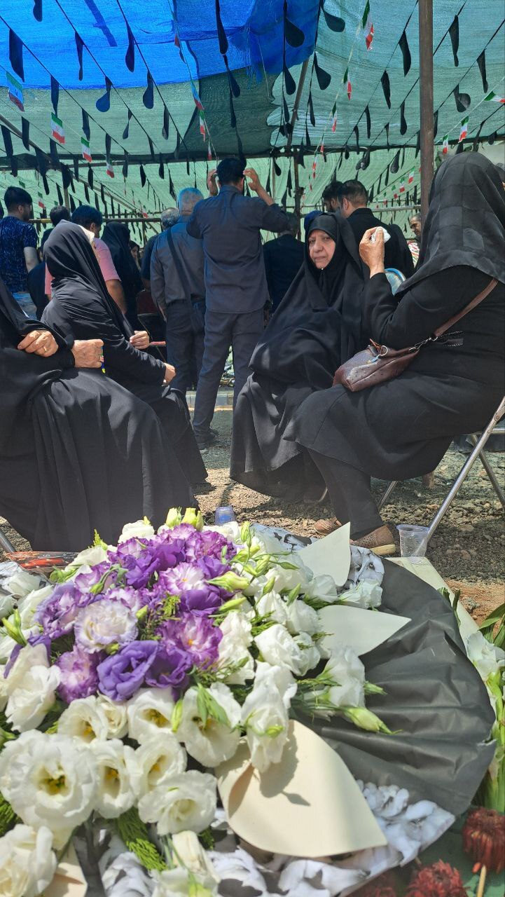 شهیدهای که ساک اربعینش را هم بسته بود/ مادر هنوز منتظر هانیه است شهیدهای که ساک اربعینش را هم بسته بود/ مادر هنوز منتظر هانیه است