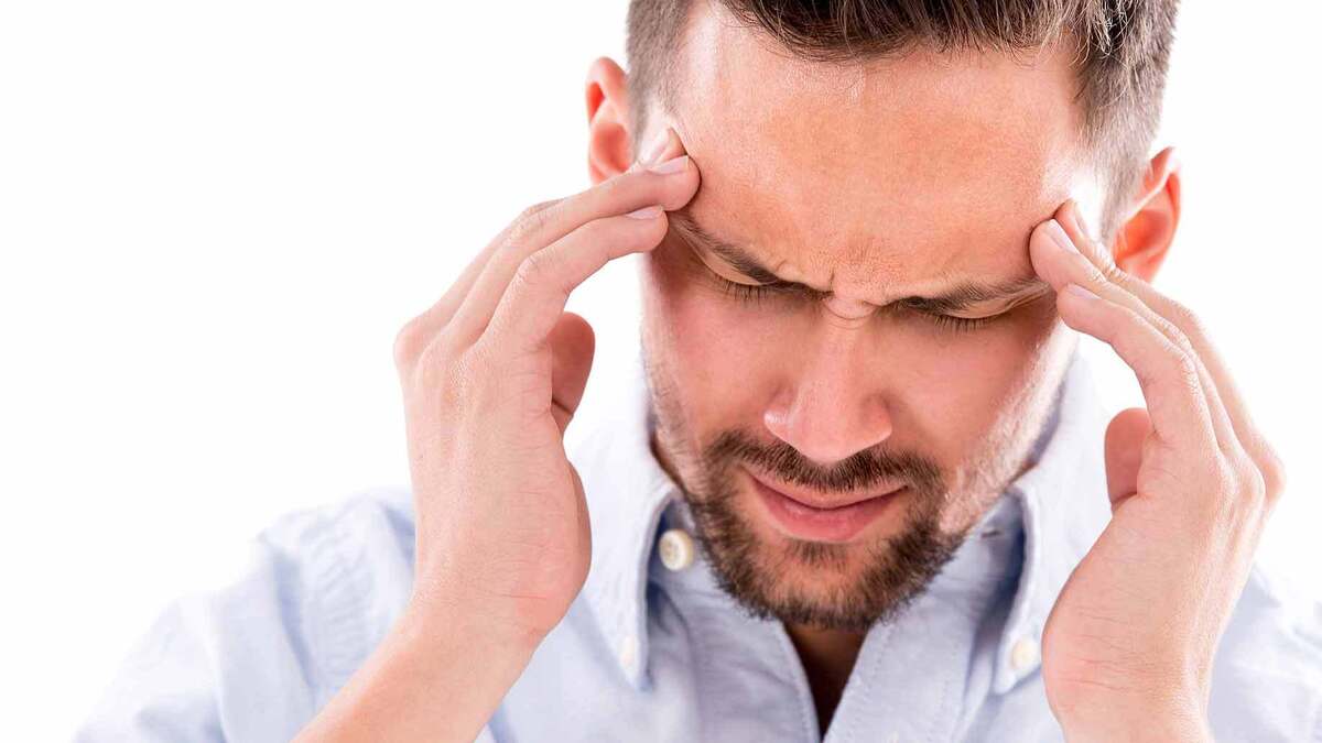 مصرف بیرویهٔ مسکنها عامل تشدیدکننده سردردهای مزمن هستند
