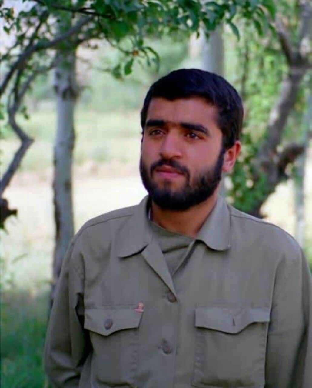 این فرمانده در دمای بالای ۵۰ درجه جلوی بعثیها ایستاد این فرمانده در دمای بالای ۵۰ درجه جلوی بعثیها ایستاد