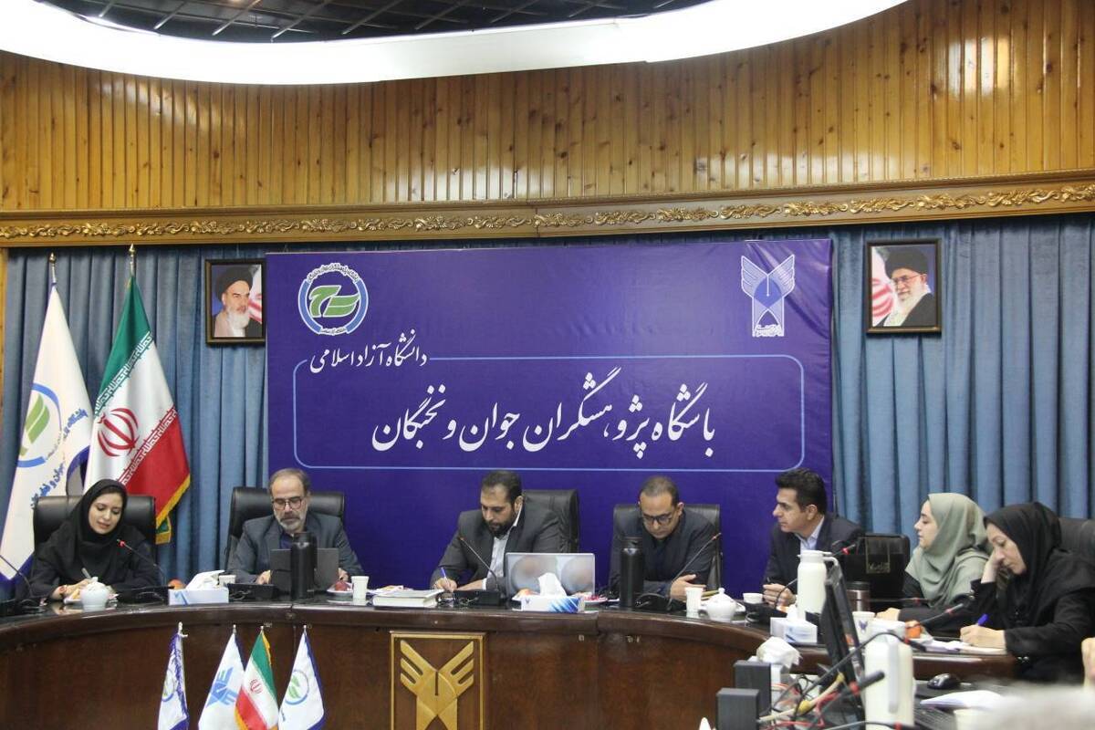 استمرار برنامههای شهید طهرانچی در دستور کار دانشگاه آزاد استمرار برنامههای شهید طهرانچی در دستور کار دانشگاه آزاد