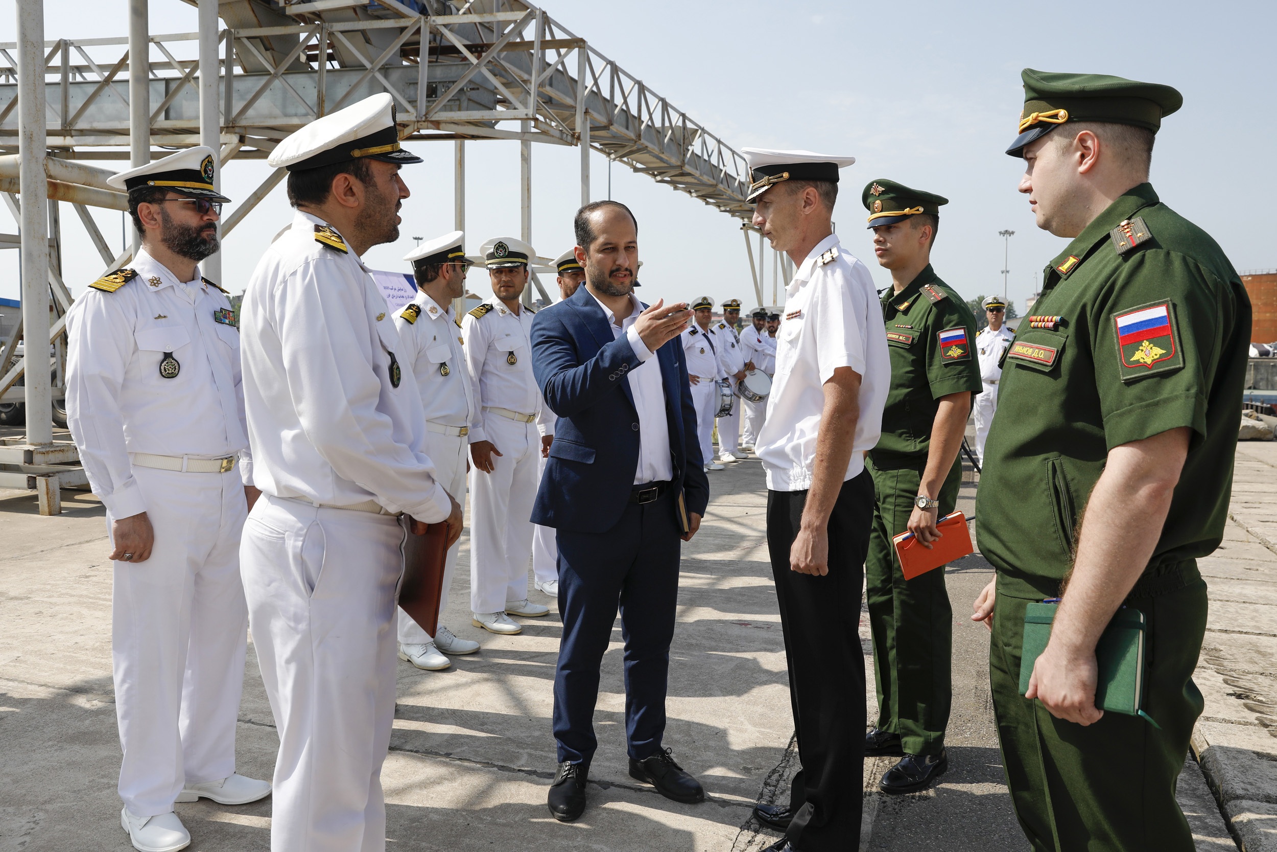 رزمایش مرکب دریای خزر؛ تمرین مشترک برای امنیت جمعی یا مهار مخاطرات فرامنطقهای؟ رزمایش مرکب دریای خزر؛ تمرین مشترک برای امنیت جمعی یا مهار مخاطرات فرامنطقهای؟