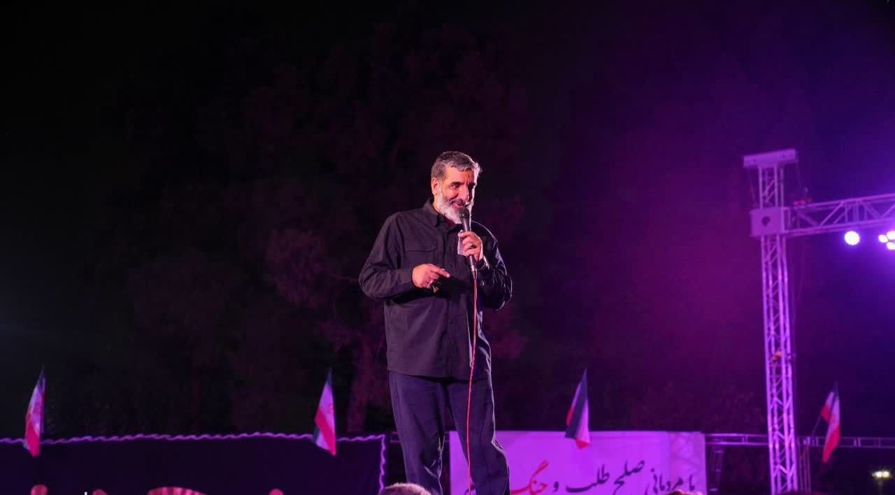 ویژه برنامه «شبهای پرستاره» با روایتگری حاج حسین یکتا برگزار میشود ویژه برنامه «شبهای پرستاره» با روایتگری حاج حسین یکتا برگزار میشود