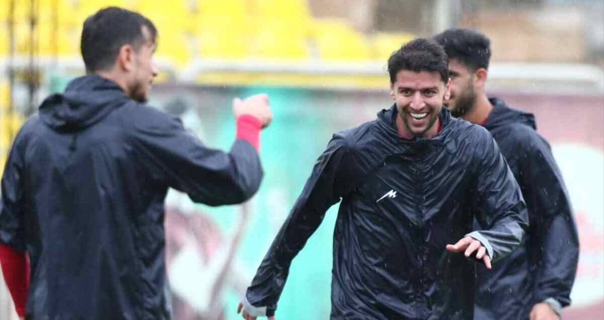 مهری نزدیک به در خروج از پرسپولیس سپاهان درخواست رسمی برای احمدزاده نفرستاده است