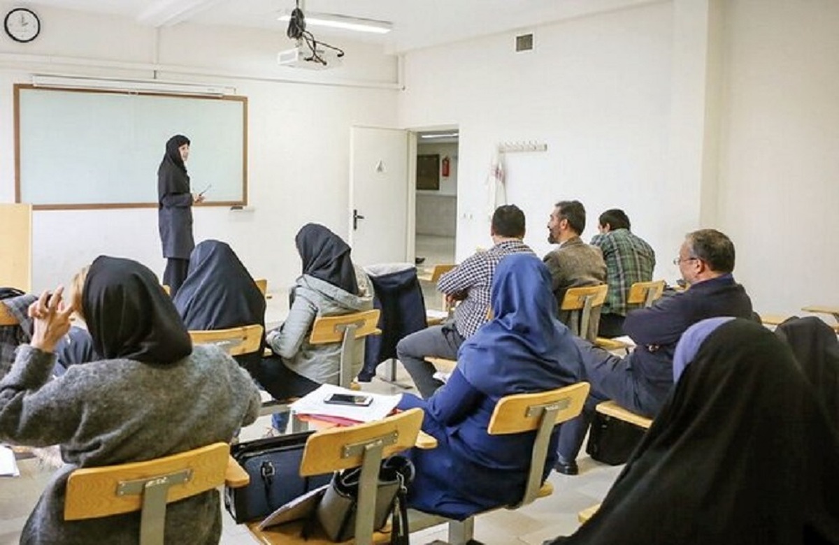 وزارت علوم: اختیار تبدیل وضعیت هیات علمیها به دانشگاهها واگذار شد