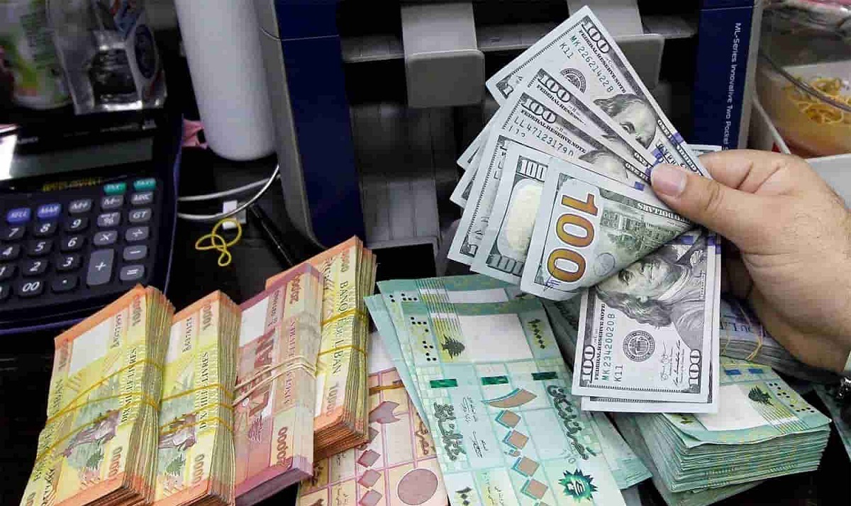 زائران اربعین نگران نباشند؛ فروش ارز اربعین در روزهای تعطیل نیز ادامه دارد