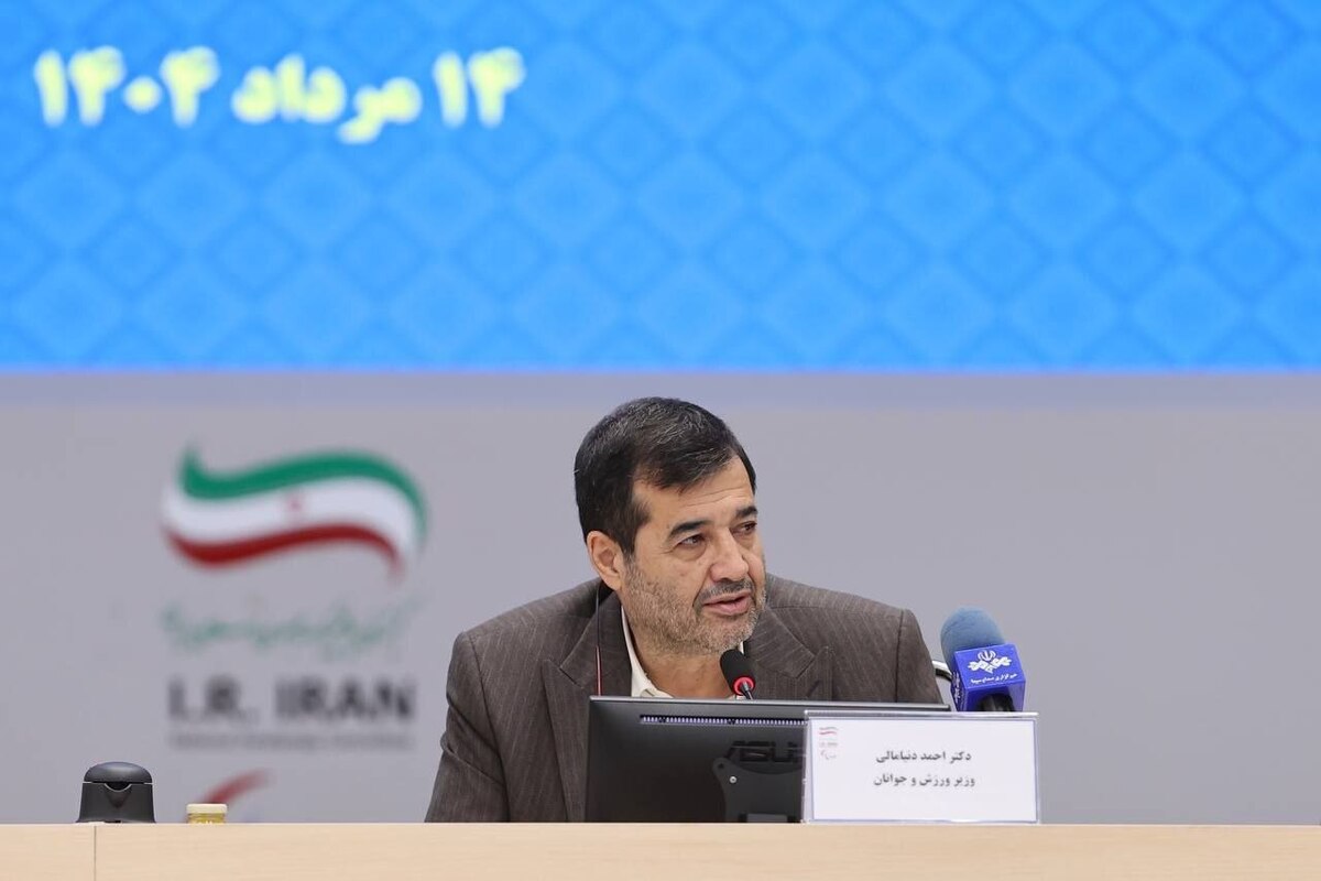 دنیامالی: نگوییم خاک بر سر هستیم؛ ورزشگاه آزادی یک پروژه بزرگی است و با سلام و صلوات آماده نمیشود