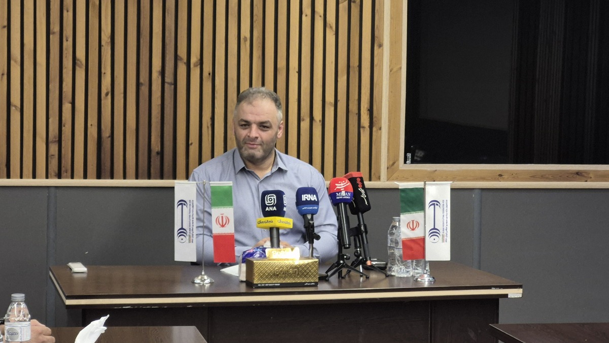 انوشیروانی: ماه آینده از اسپانسر فدراسیون رونمایی می کنیم کیانوش رستمی در ایران بود همه کار برای او کردیم