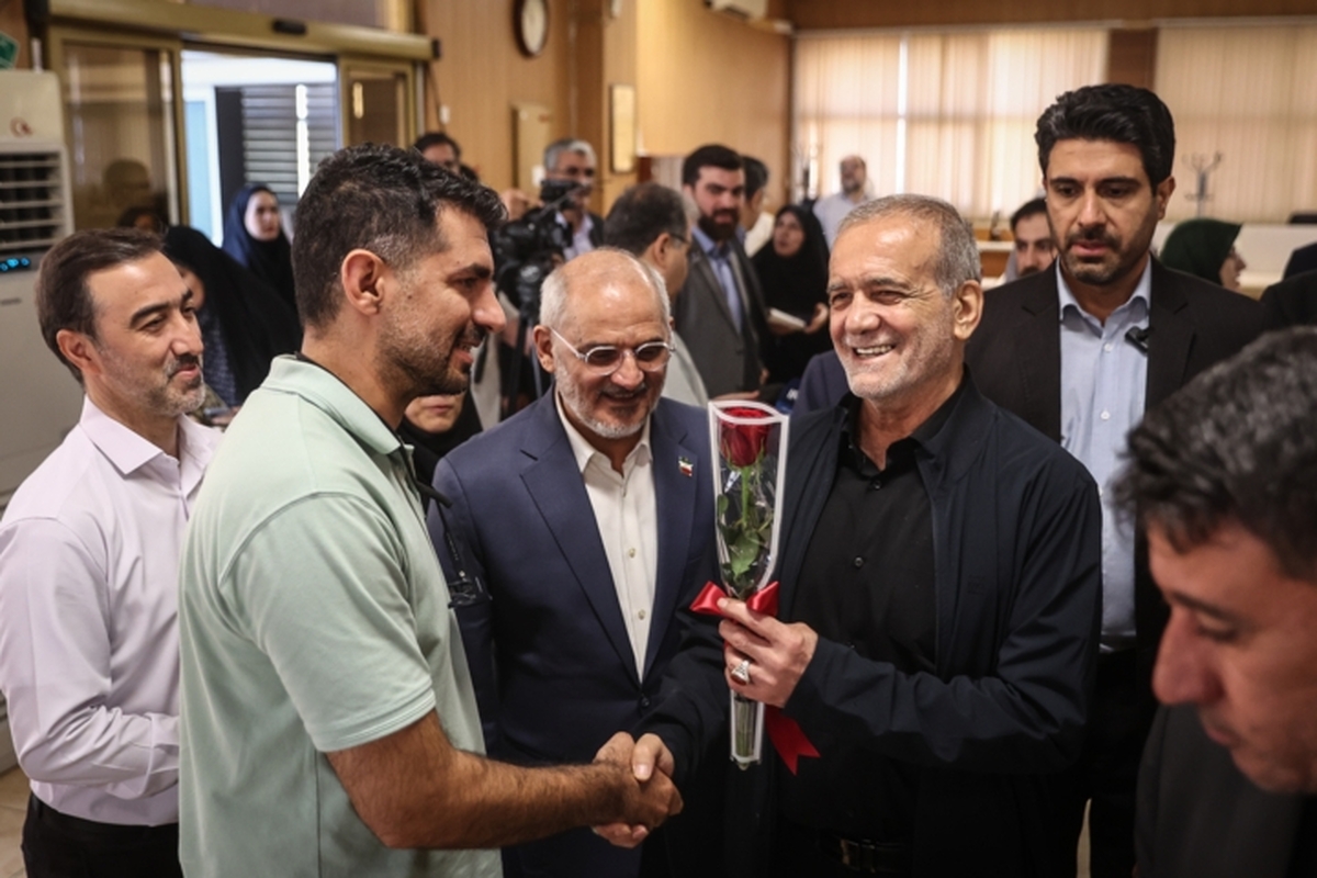 رئیس جمهور: نقش رسانهها در تقویت وفاق و انسجام ملی بسیار مهم است