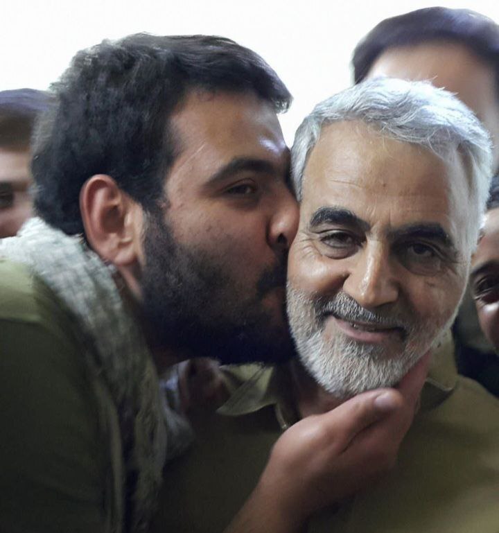 مدافع حرمی که شهید مدافع وطن شد مدافع حرمی که شهید مدافع وطن شد