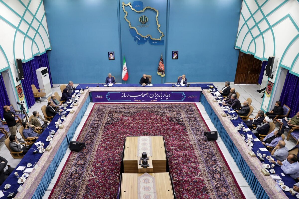 پزشکیان: بدون رضایت و هماهنگی با رهبر انقلاب هیچ کاری نخواهیم کرد کاری که به مصلحت کشور و مردم است باید انجام شود