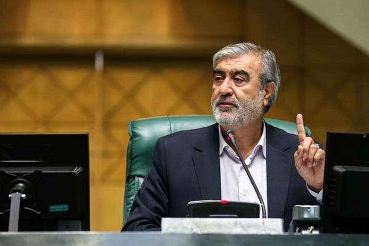 عزیزی: آمریکا مذاکره را ابزاری برای اهداف شیطانی میداند