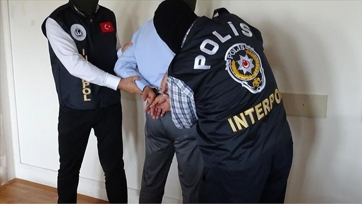 کلاهبردار ۱۶۷ هزار دلاری به کشور بازگردانده شد
