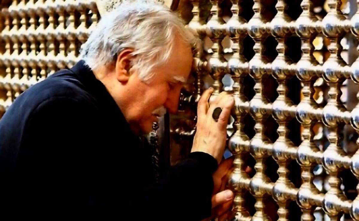 نقش آثار استاد فرشچیان در جذب زائران مکانهای مقدس و ۵ پیشنهاد