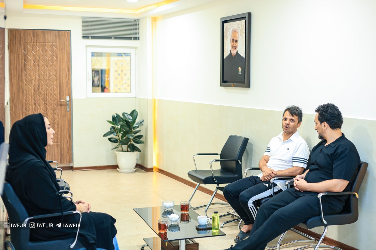 جلسه مینو مداح با پژمان درستکار و حسن رنگرز