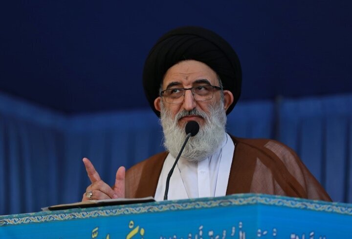 آغاز خطبه‌های نماز جمعه در استان‌ها