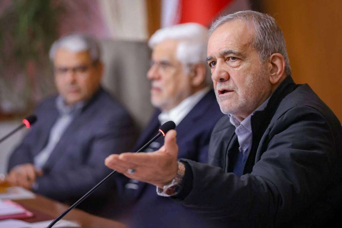 پزشکیان: از متخصصان دلسوز و بومی استانی استفاده کنیم
