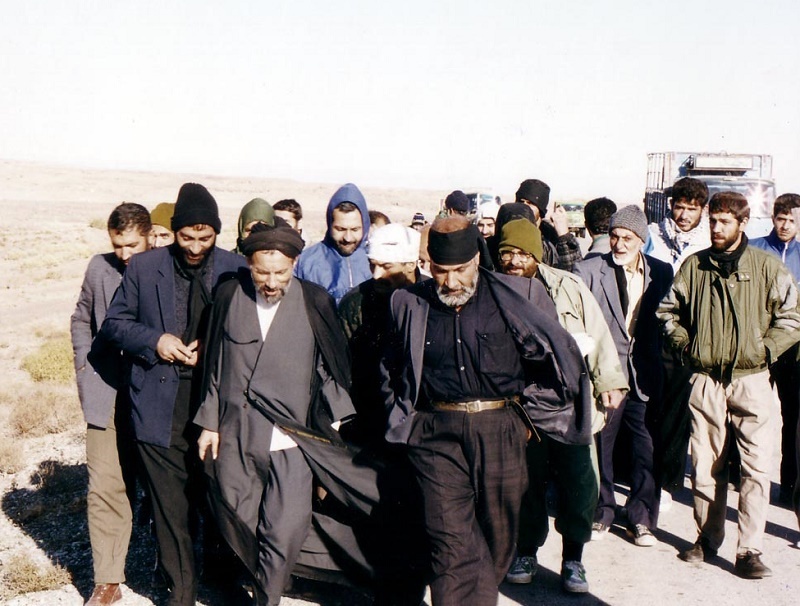 سه پیادهروی که حجتالاسلام ابوترابی بنیان نهاد/ راز آرامش در اردوگاههای بعثی سه پیادهروی که حجتالاسلام ابوترابی بنیان نهاد/ راز آرامش در اردوگاههای بعثی