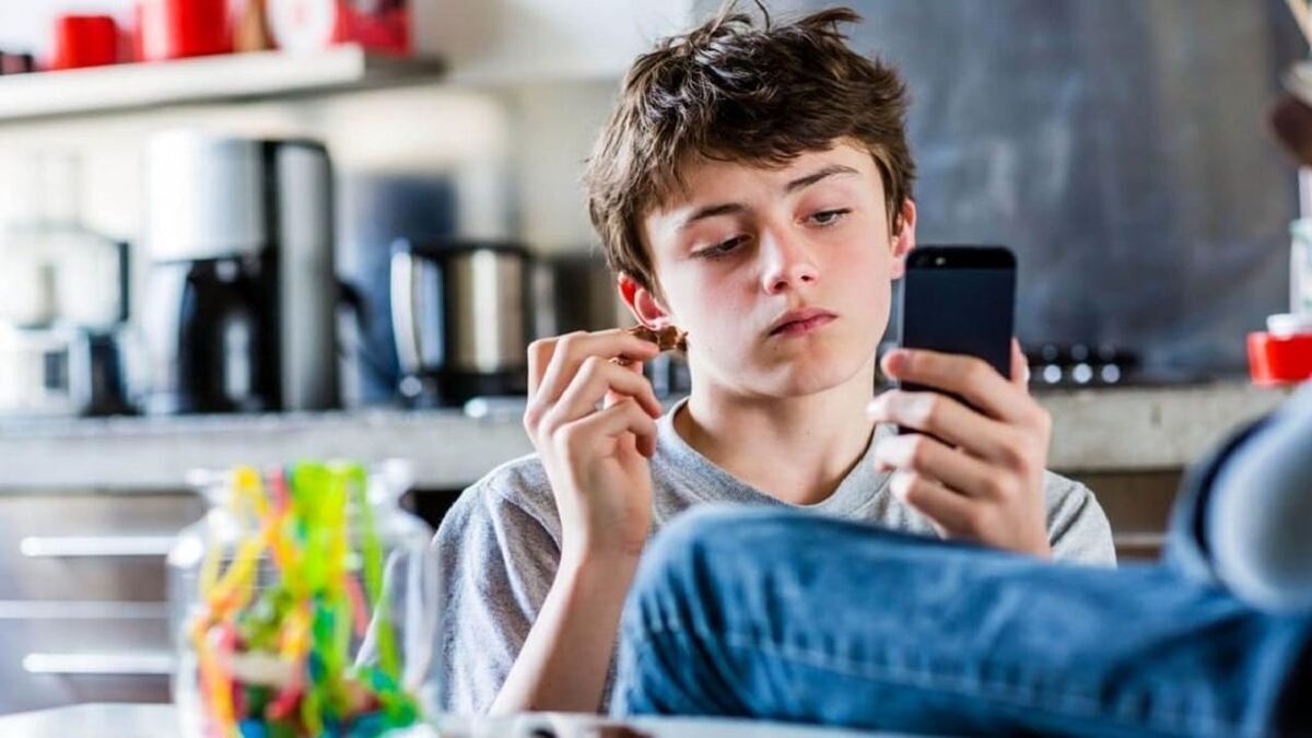 آموزش ترکیبی بدون بازتعریف نقش معلم، تهدیدی برای کیفیت است