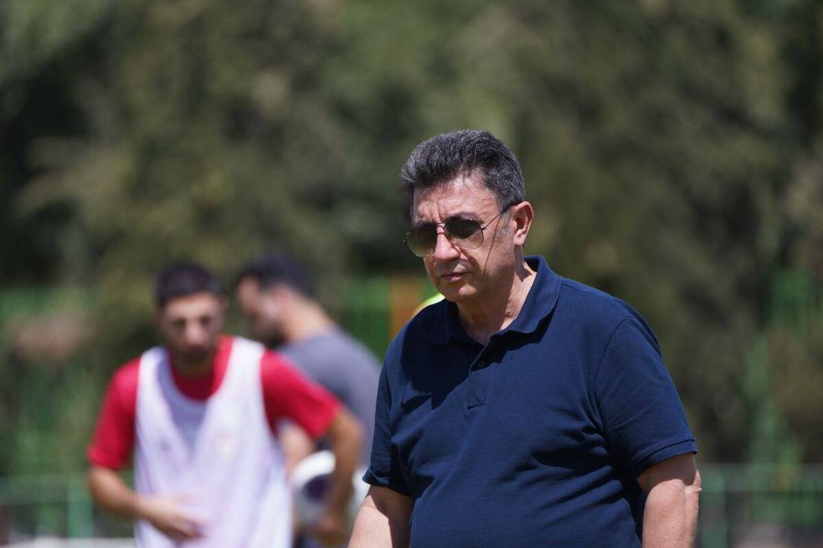 قلعه نویی: ۳ لژیونر قطعا در کافا نیستند برای آمادهسازی جام جهانی نیاز به کمک نمایندگان مجلس داریم